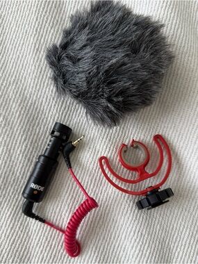 Rode Videomicro Shotgun Microphone with Mount